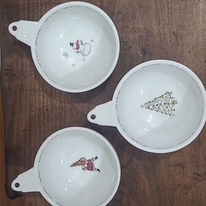 EUC Pottery Barn Holiday Cheer Ornament Bowls Set of 3 Berry Bowls Candy Bowls